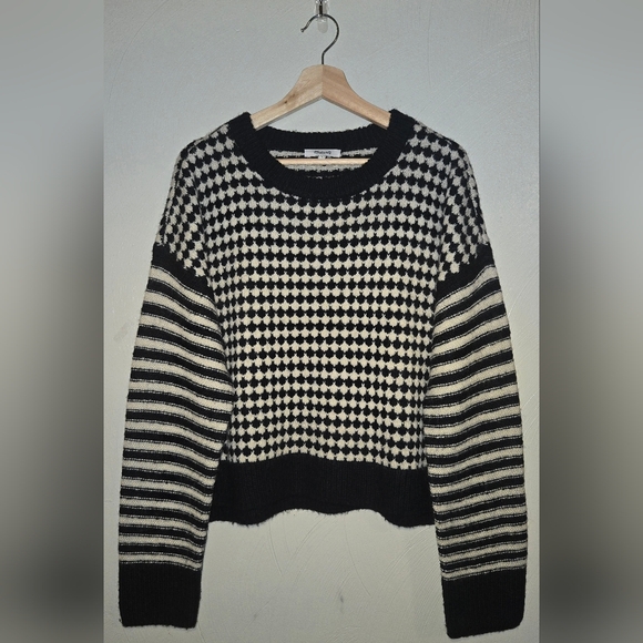 Madewell Sweaters - Madewell Black and Cream Crewneck Sweater